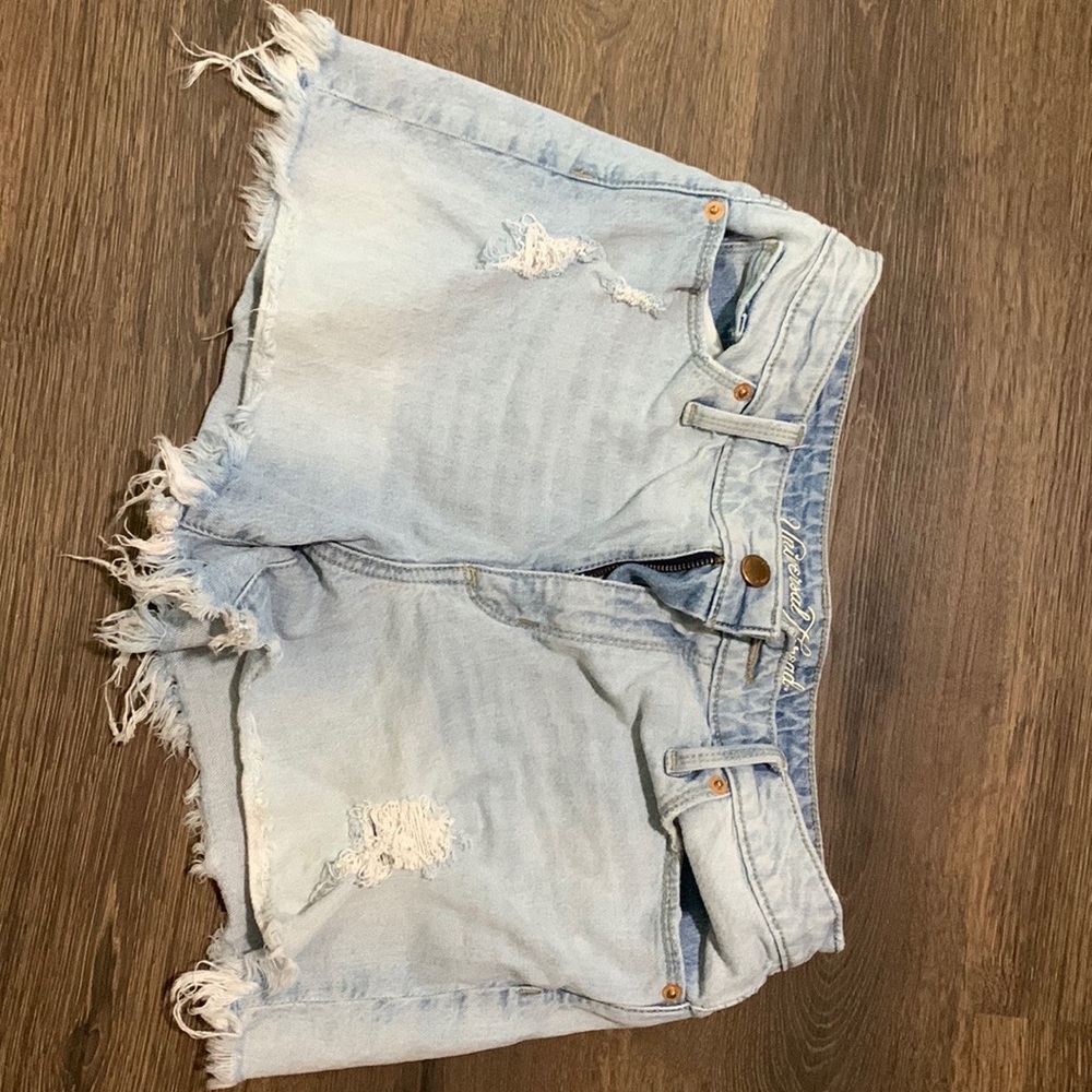 Universal Thread High Rise Short